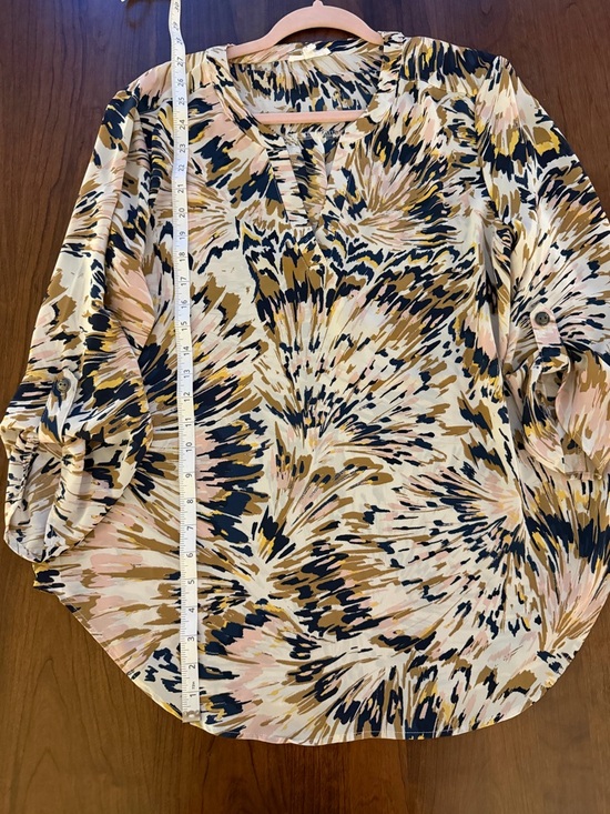 Women's Cream Abstract Print V-Neck Blouse Large - Picture 4 of 6